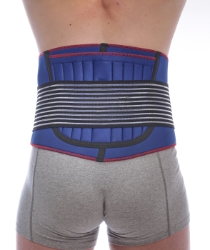 Der Schnitt der TSM Lumbo-san stabilRückenbandage bewirkt die Anhebung des Abdominalbereiches und damit eine wirksame Entlastung der Wirbelsäule.