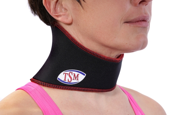 Schnell Verspannungen im Nacken effizient mit der TSM Nackenbandage Pro lösen